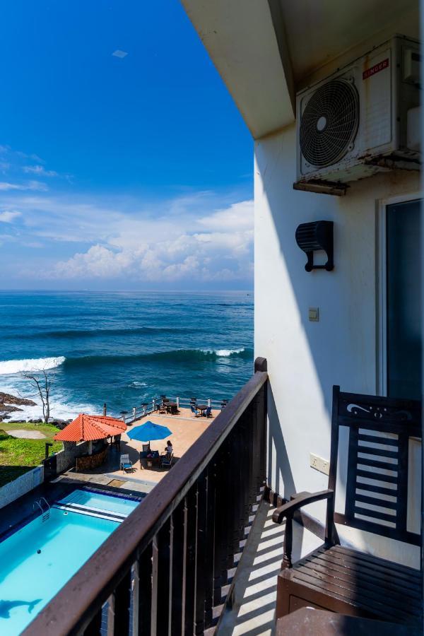 Rock Fort Beach Resort Unawatuna Extérieur photo
