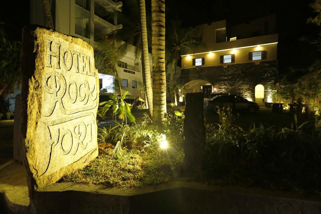 Rock Fort Beach Resort Unawatuna Extérieur photo