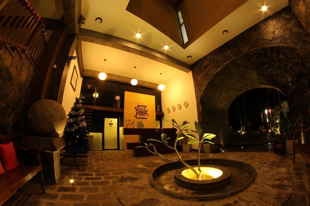 Rock Fort Beach Resort Unawatuna Extérieur photo